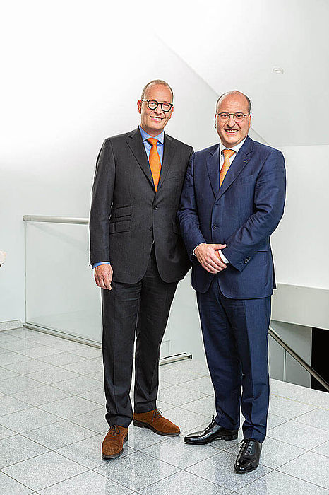 Managing partners In the meantime, the bothers Arnulf and Olaf Piepenbrock are the fourth generation to lead the family company.